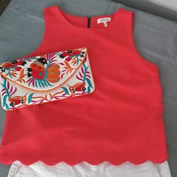 Monteau Tops - Monteau Scallop-edge Tank!